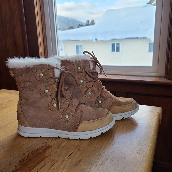 Sorel Joan boots - Picture 2 of 4